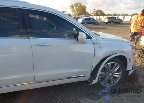 2021 Cadillac Xt6 Fwd Premium Luxury z USA, uszkodzony, nr VIN 1GYKPCRS5MZ110774